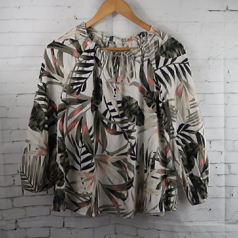 OLD NAVY WHITE & GREEN TROPICAL DESIGN ROUND NECK 3/4 SLEEVE COTTON TOP SIZE XS
